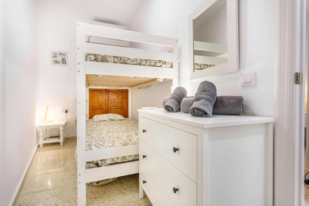Apartamentos Sta Maria La Blanca Sevilla Exterior foto
