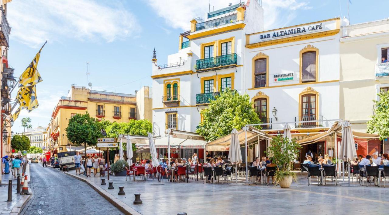 Apartamentos Sta Maria La Blanca Sevilla Exterior foto